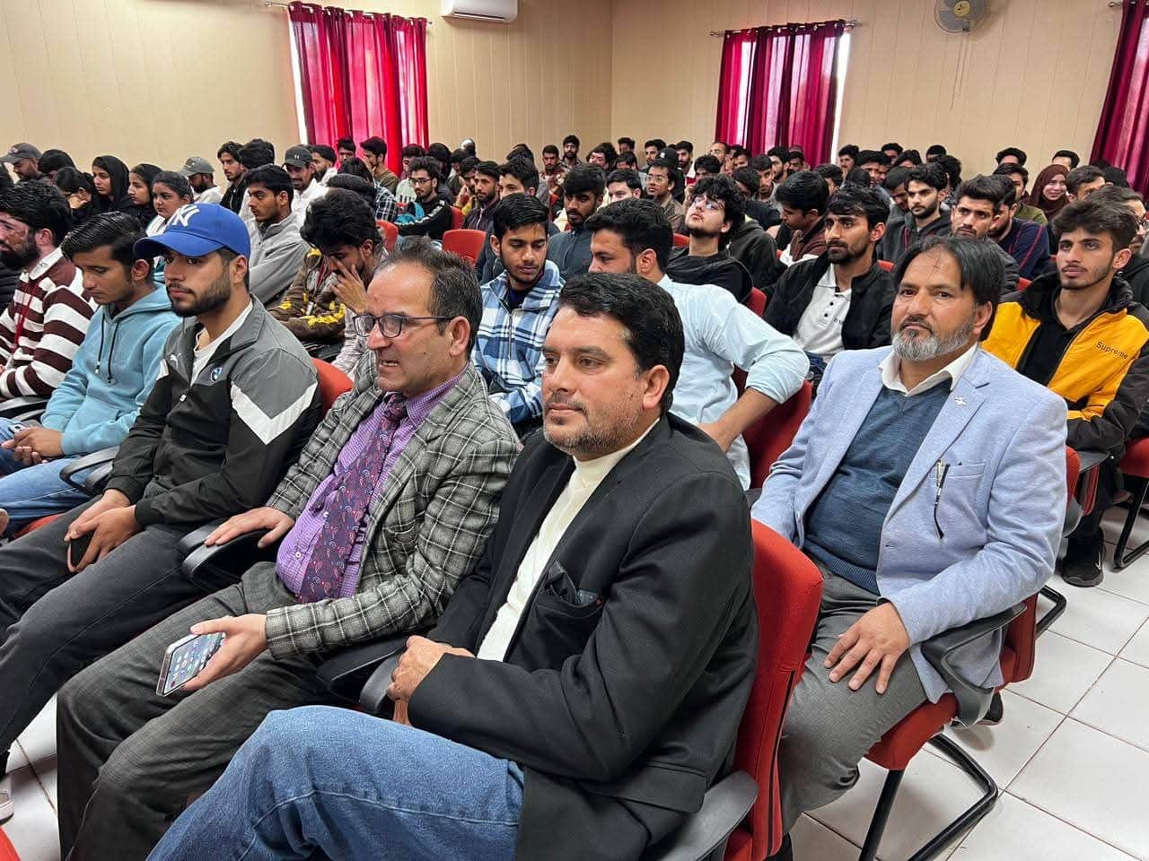 उद्यम जागृति 4.0 ने बीजीएसबीयू में शानदार सफलता के साथ समापन किया फोटो स्रोत यूनिवर्सिटी