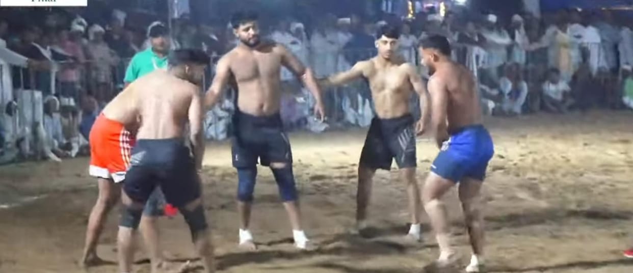 Bahu Akbarpur's team became the winner in Circle Kabaddi Mahakumbh