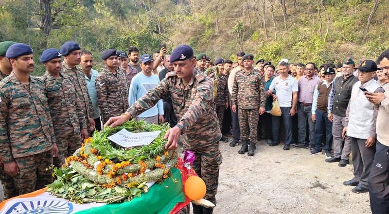 Agniveer Amneet was given a final farewell with military honours.
