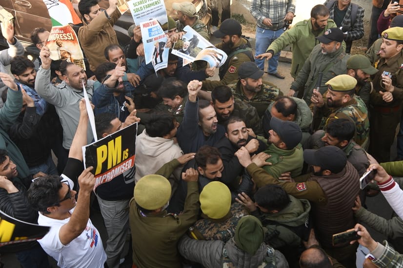 Srinagar, Youth Congress, Held Protest March, Police Stopped