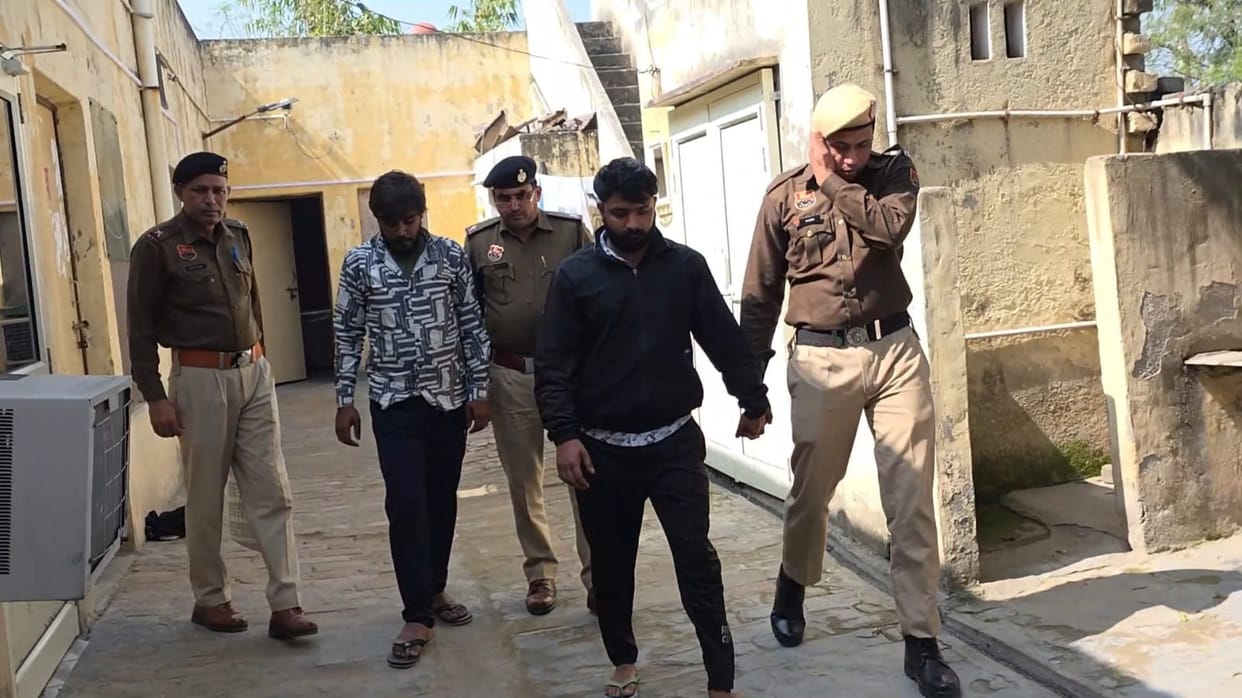 Grandson accused of house theft with friends, three arrested, 4 lakh cash and jewellery recovered