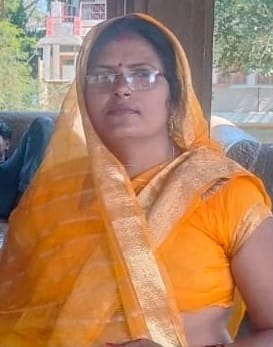 Sister-in-law and sister-in-law crushed by truck