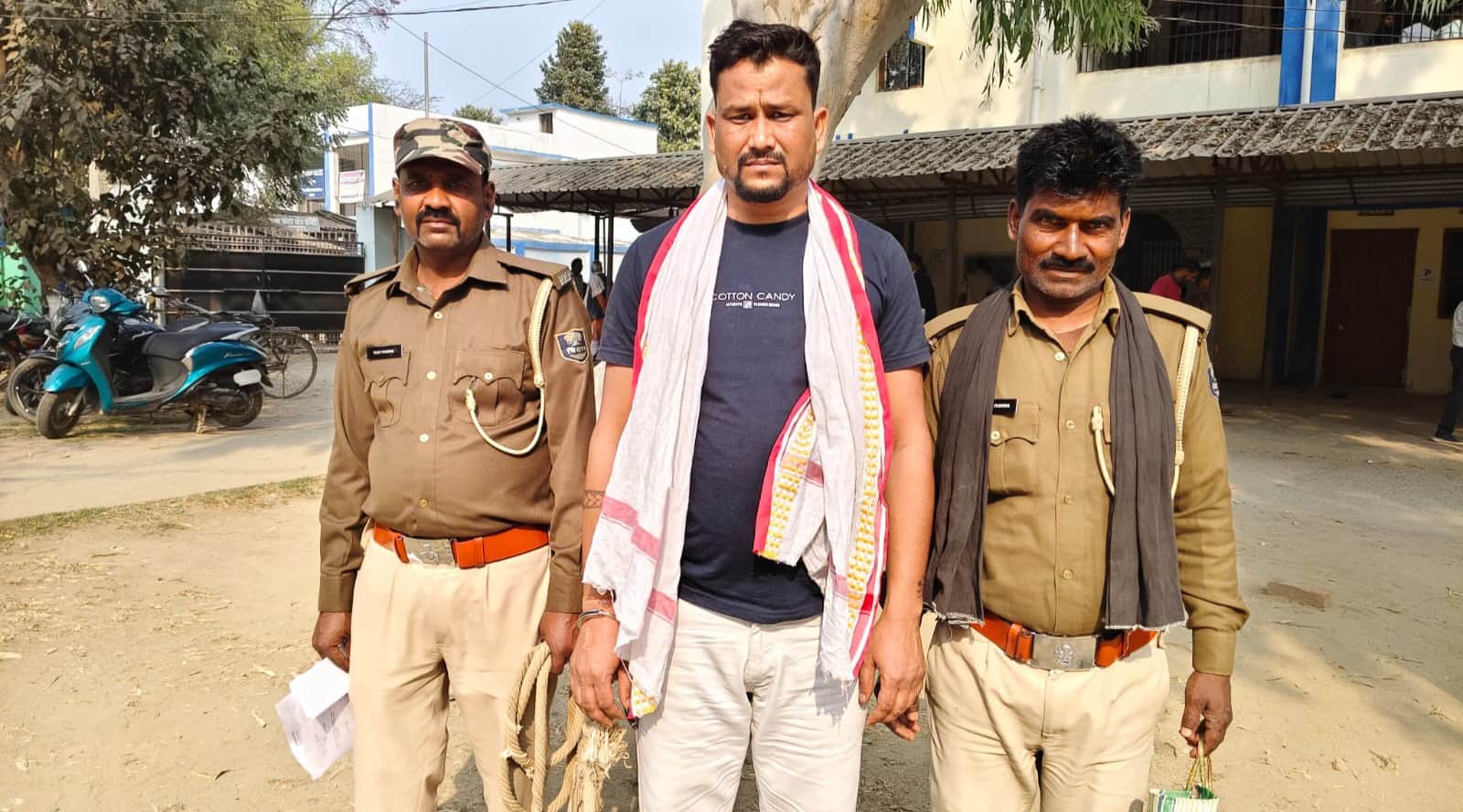 गिरफ्तार बदमाश राहुल सिंह