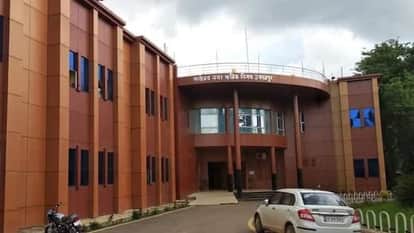 Jagdalpur Employee threatened with shooting during water tax collection