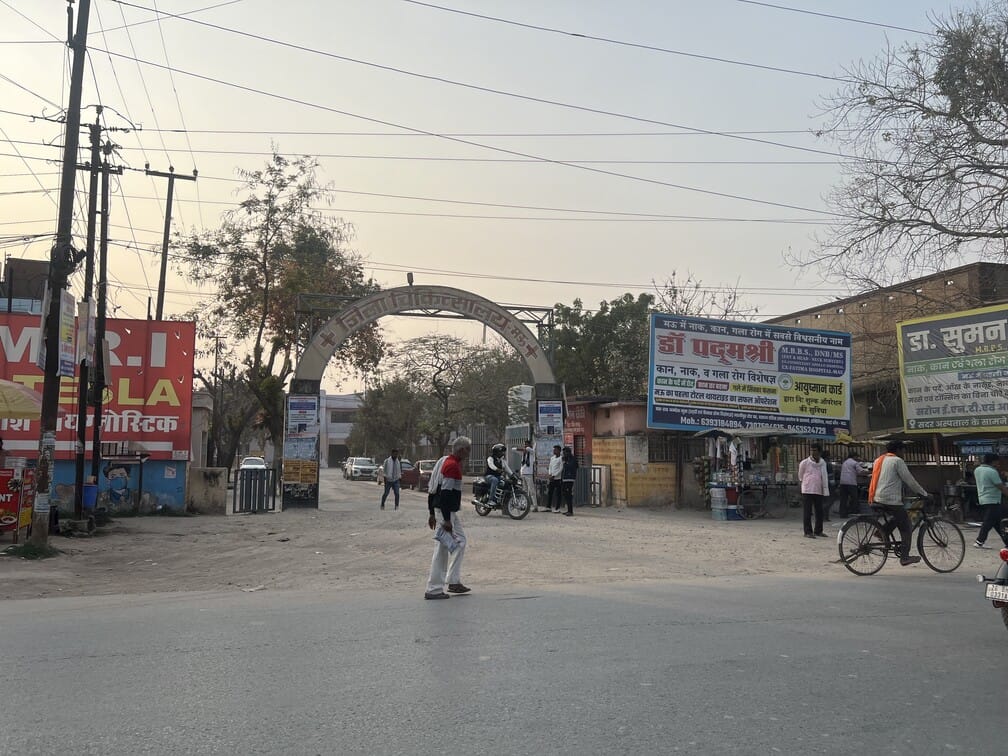 'Poster Raj' in the city... 70 locations marked, hoardings put up at more than 140 places