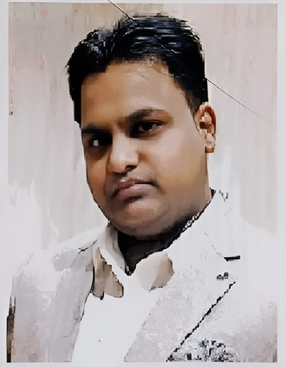 No trace of missing salesman found even after 13 days