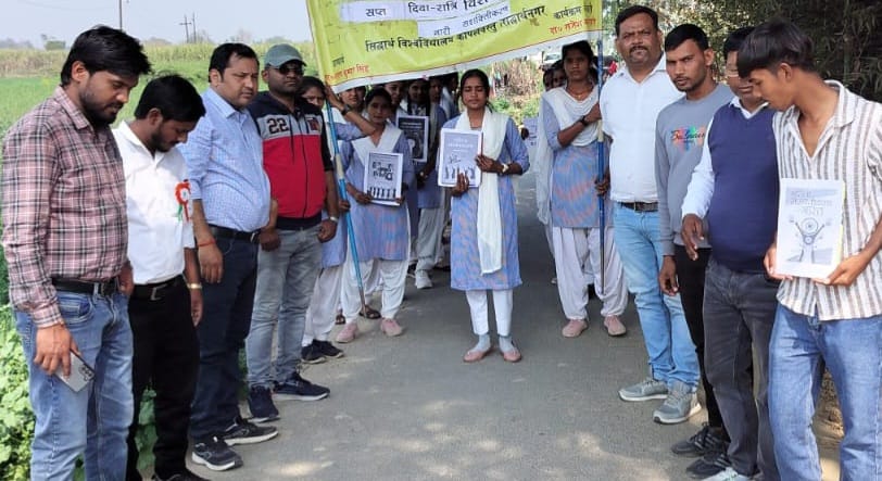 Volunteers organized a rally to make women aware.