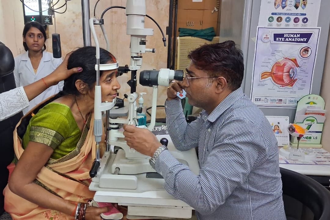 Children's retina shrinking due to excessive screen time
