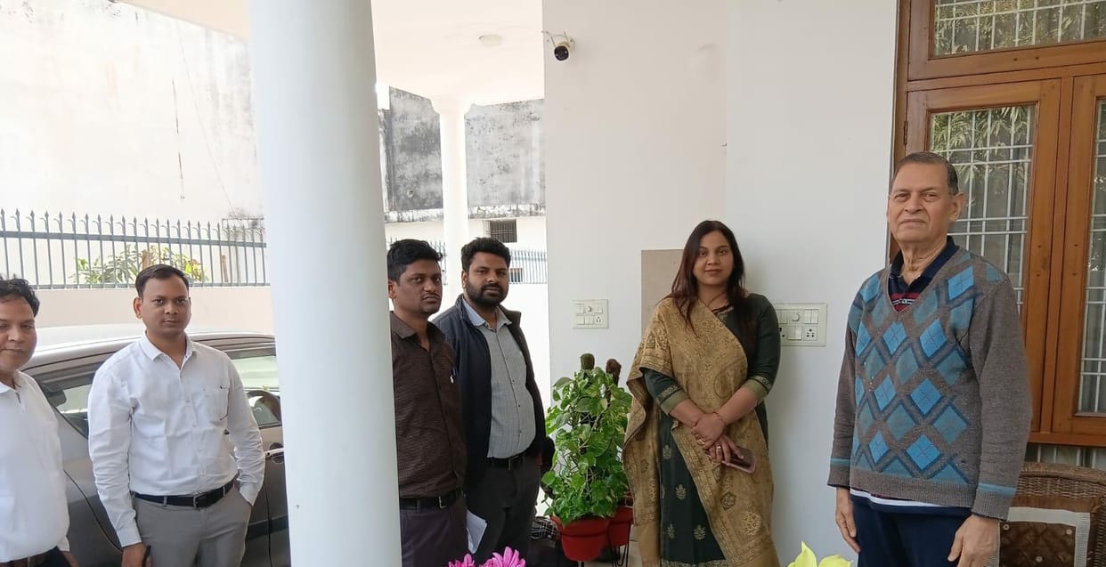 Meters installed at the homes of former directors and chief engineers