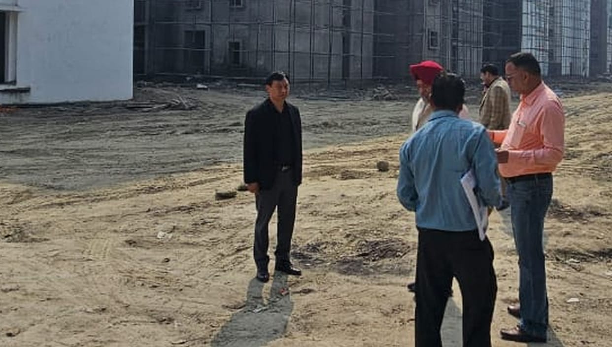 Inspection of construction work of Medical College, instructions to complete the building by June