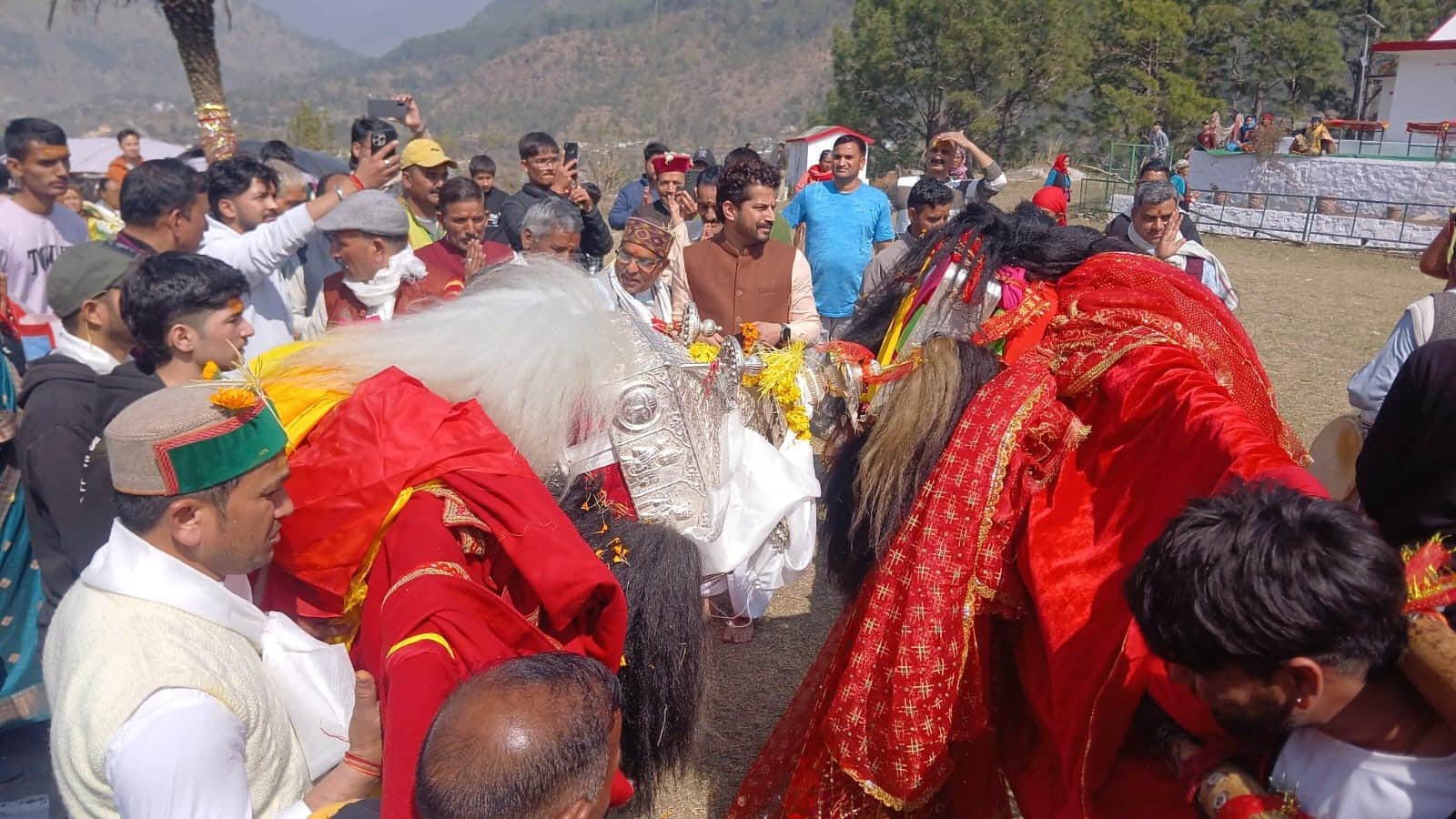 उत्तरकाशी में डुंडा में रेणुका विकास मेले में देव डोलियों का हुआ मिलन। संवाद