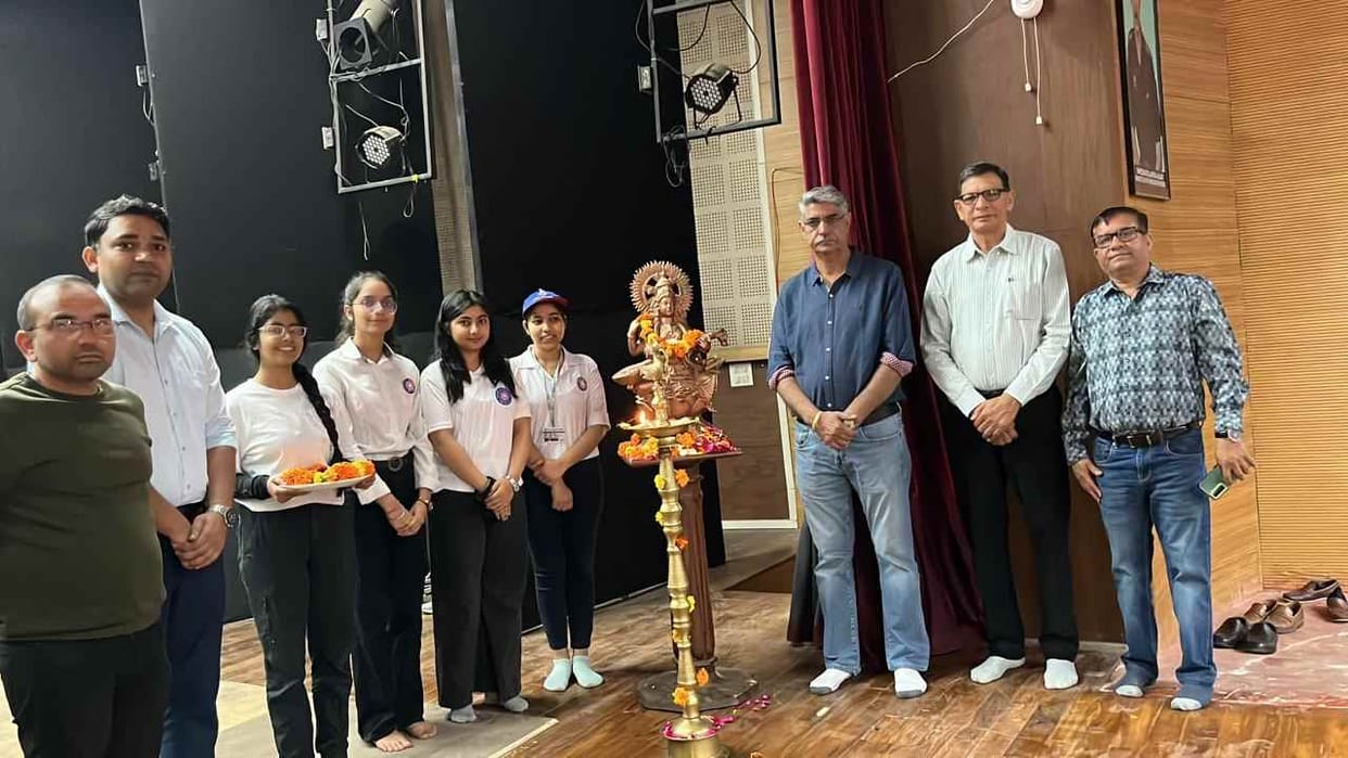 Inspired students to maintain discipline