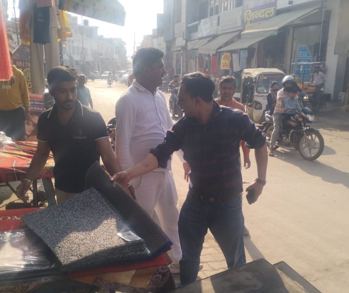 Encroachment removal drive from Railway Station to Taxi Stand Model Town