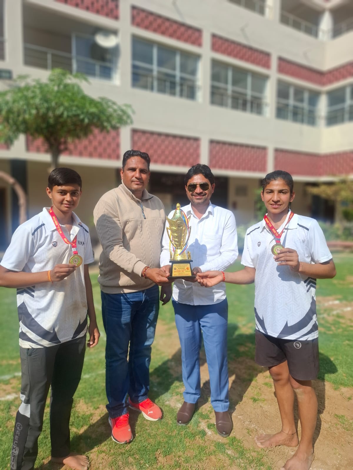 Mahesh and Divya got first place in Kho-Kho tournament