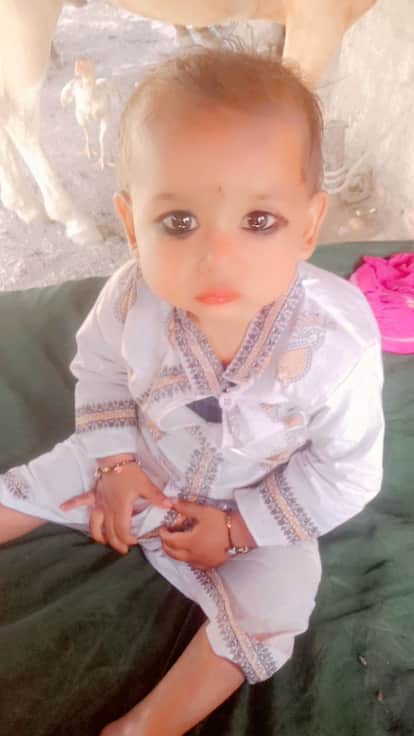 A child died after drowning in a deep pit filled with water in Shahjahanpur