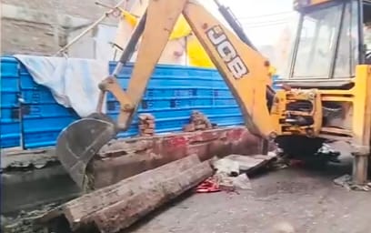 Anti-encroachment drive from Sankata Devi Chowki to Subhash Park