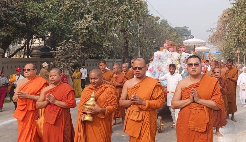 The sacred Buddha metal procession concluded with special prayers at the Ramabhara Stupa.