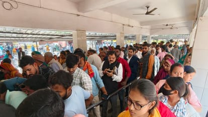 सिस्टम फेल: 2 प्रिंटर खराब होने से डेढ़ घंटे के इंतजार के बाद मिली जांच-दवा की पर्ची System failure: Due to two printers malfunctioning, the prescription for tests and medicines was received after waiting for one and a half hours.