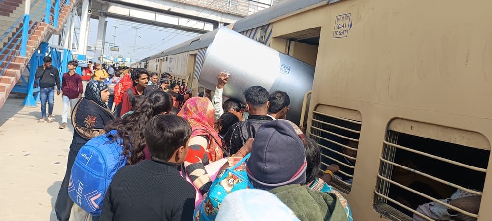 All trains are full till March 5... difficult to reach home on Holi