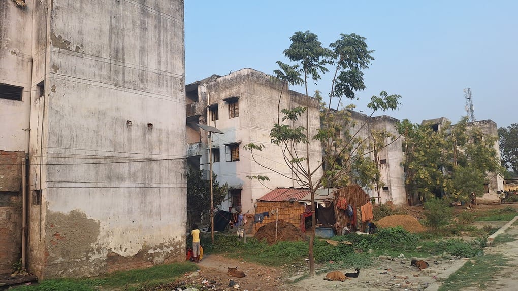Govt redeveloping colonies of employees without spending taxpayer money