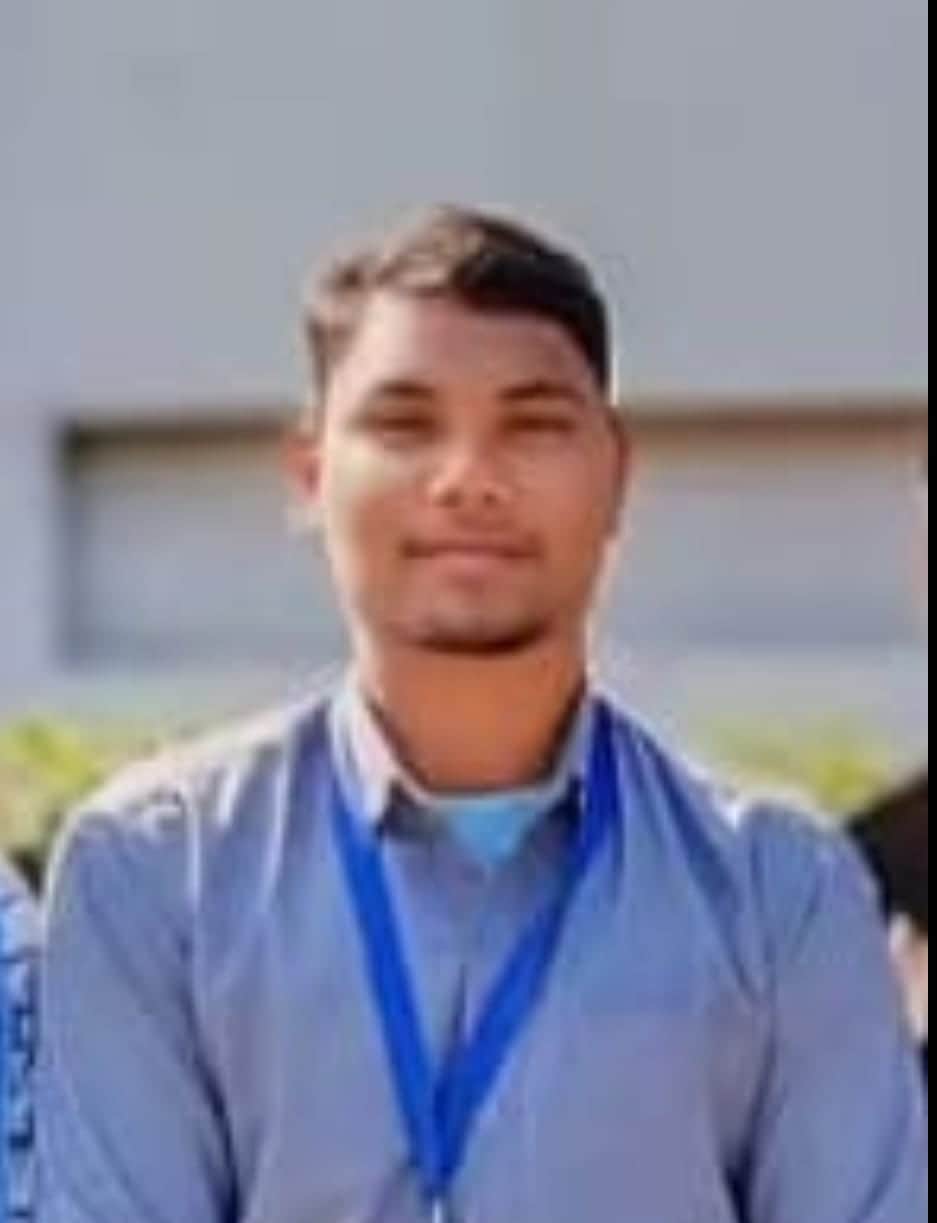 खून से लथपथ हालत में मिली युवक की लाश