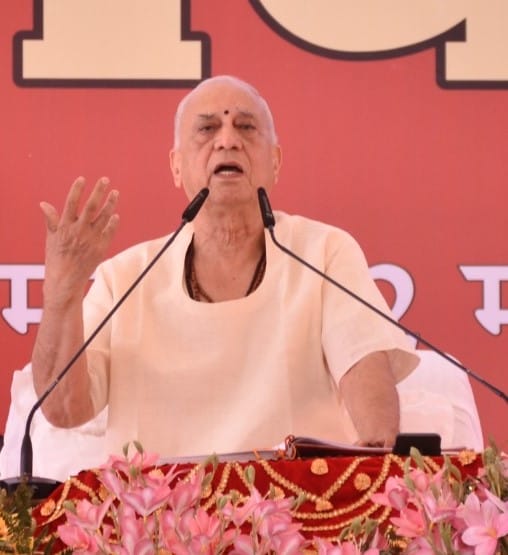 Saints come to you on their own when you have faith in your life: Vijay Kaushal