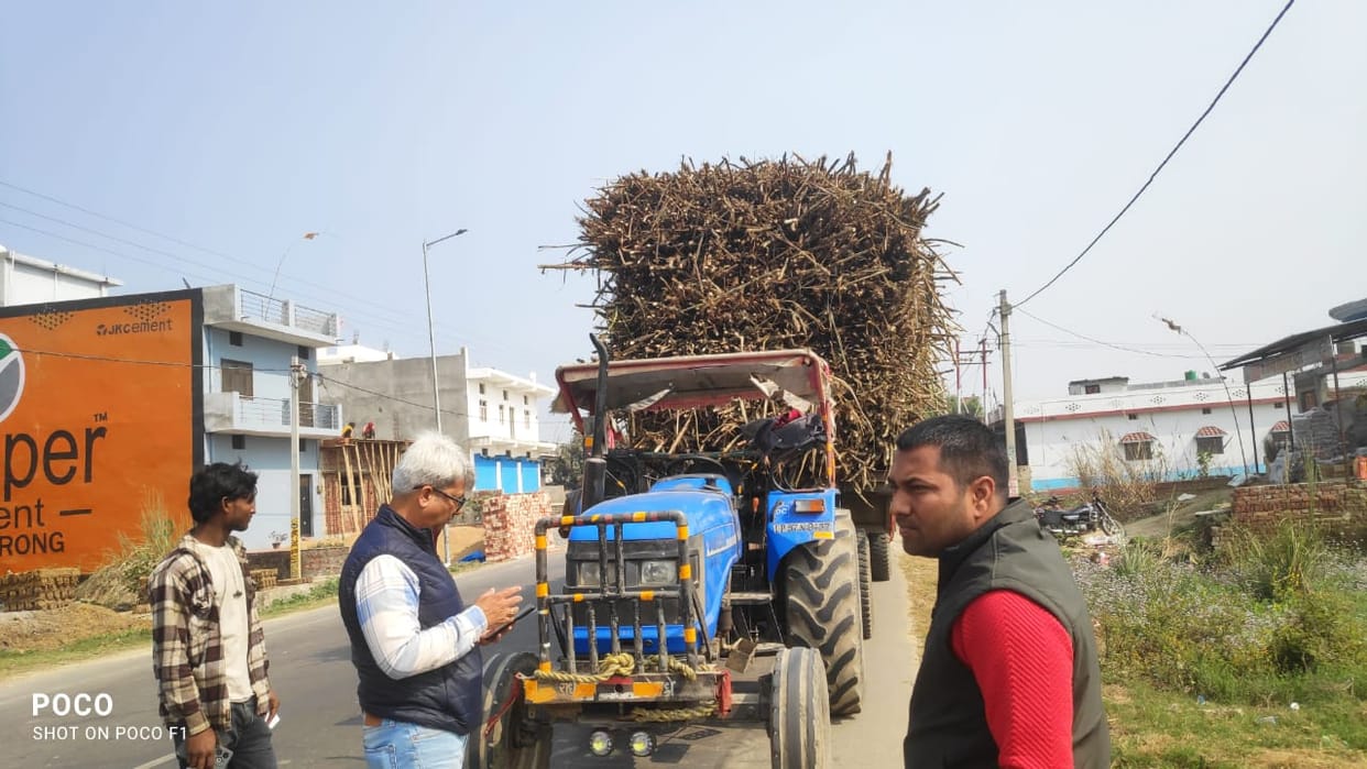 ARTO imposes Rs 80,000 fine on overloaded sugarcane trolley, creates stir