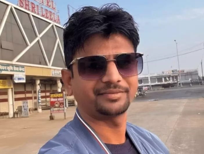 family was devastated by minor dispute; lab operator took his own life, leaving children waiting for father.