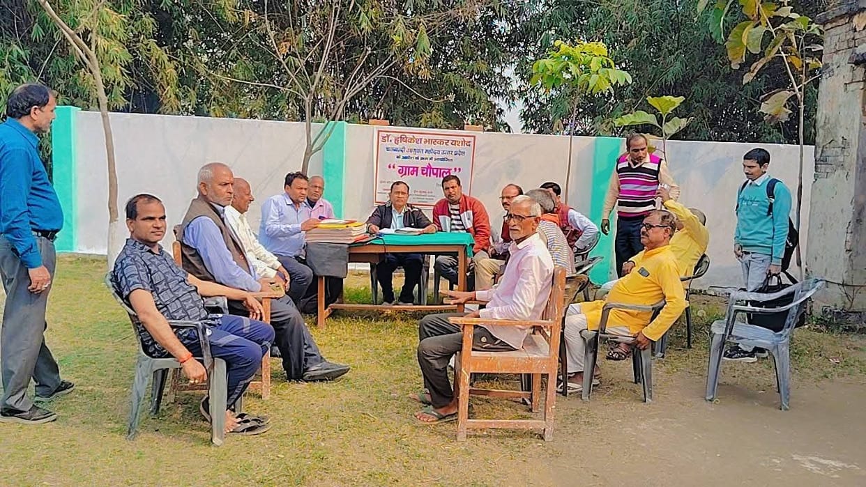 Five land consolidation disputes were resolved in the Chaupal.