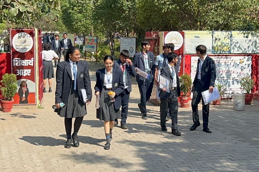 Students are struggling to solve complex physics problems.