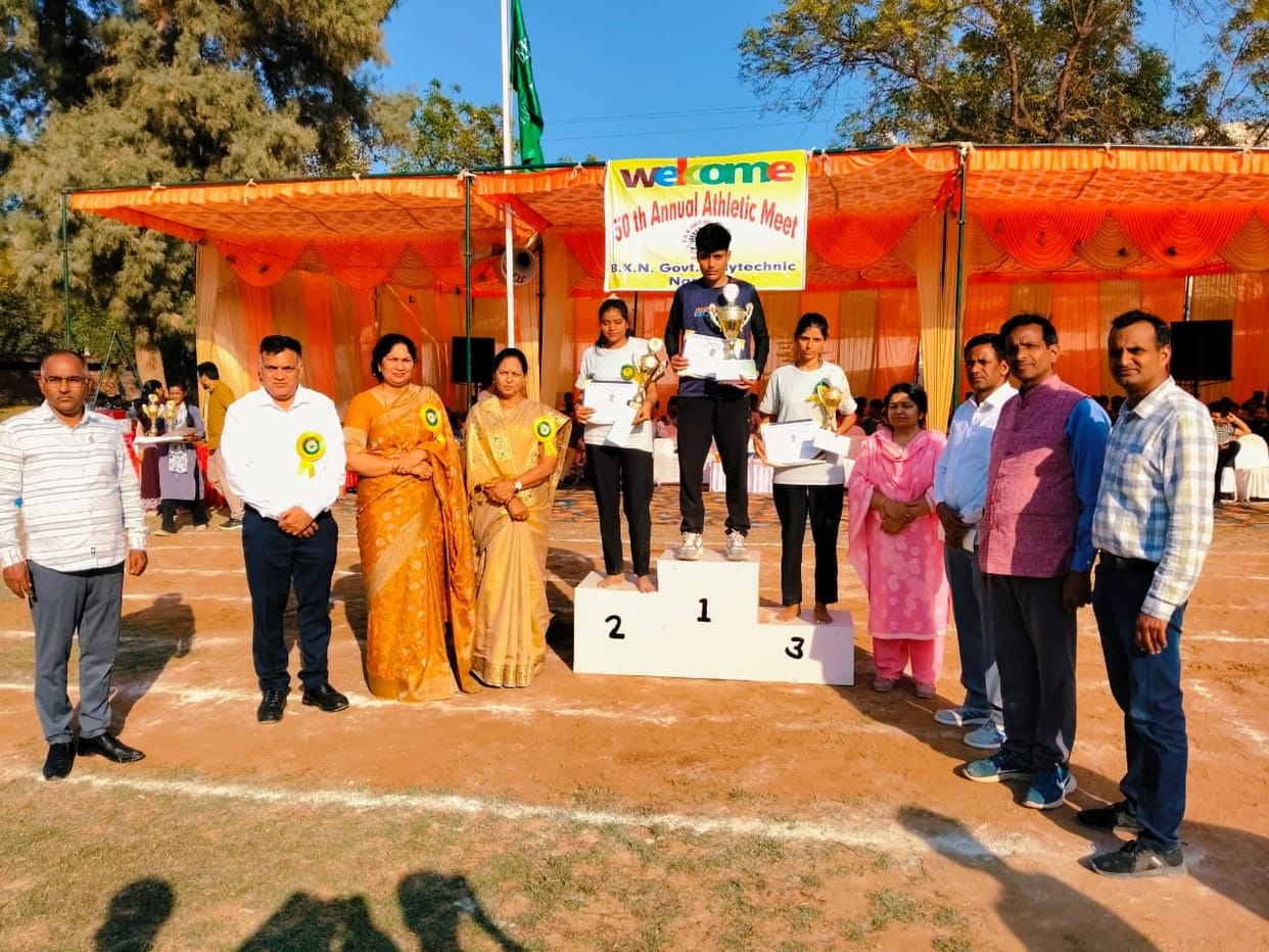 Harsh first, Manish second in 5000 meter race