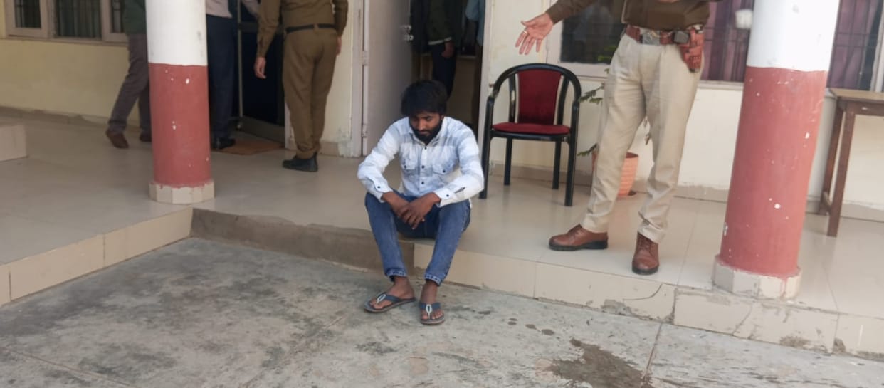 Man arrested for luring minor into stealing by offering him money and drugs