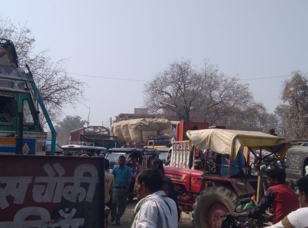 People are troubled due to traffic jam at Gauhania intersection