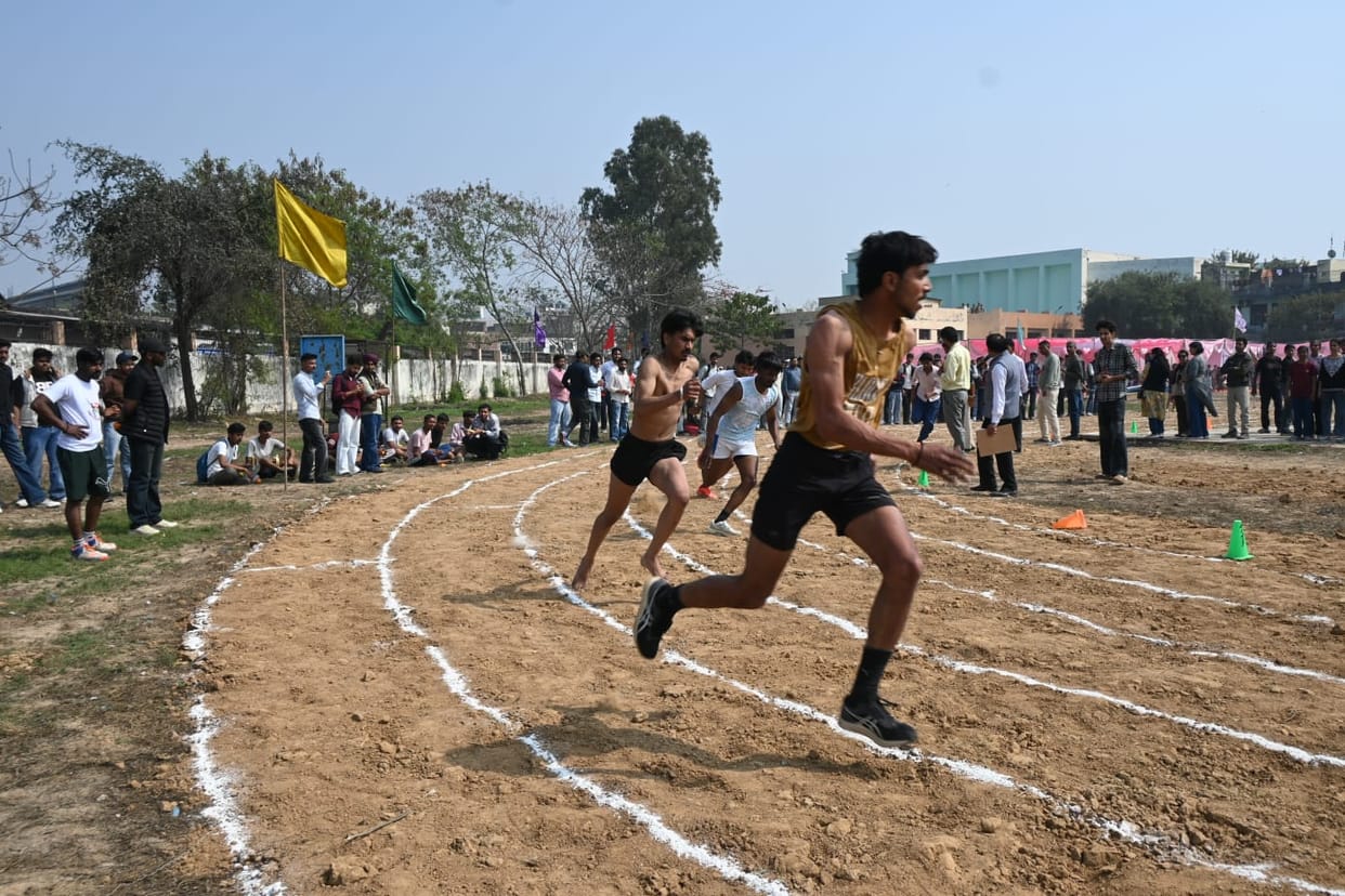 The players showed their strength in jumping and running.