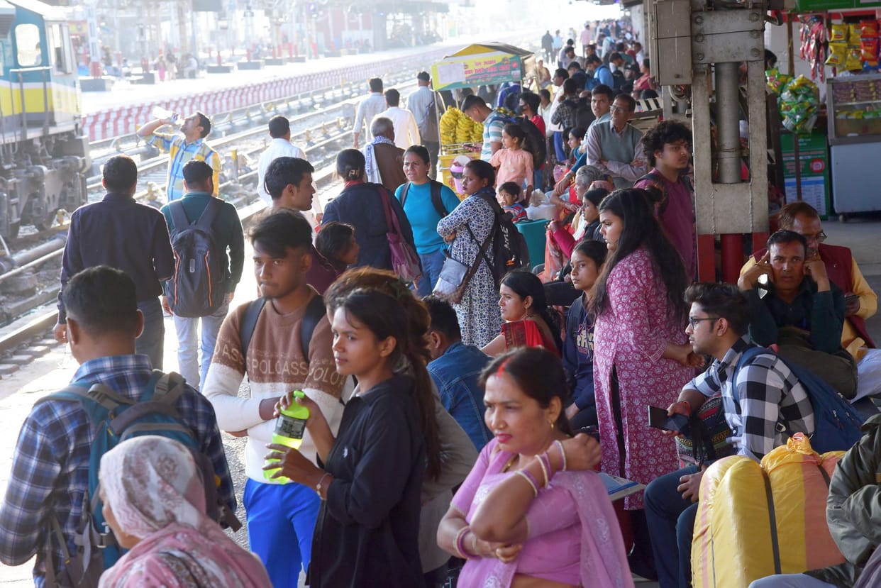 Regular trains are not getting extra coaches, queue of special trains