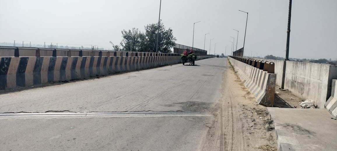Demand for alternative route intensifies before raising railway overbridge in Jakhal
