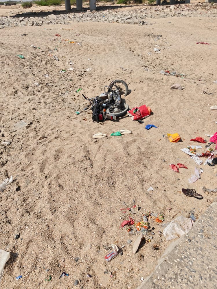 Jalore News: बेटी को ससुराल छोड़ने जा रहे पिता की स्कूटी पुल से गिरी, हादसे में बुजुर्ग की हुई मौत