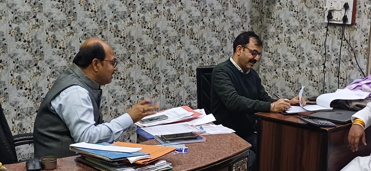 GST raid on utensils trader, action continued till late evening