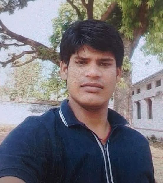 Lekhpal arrested for taking bribe of Rs 25,000 in Rudhauli tehsil