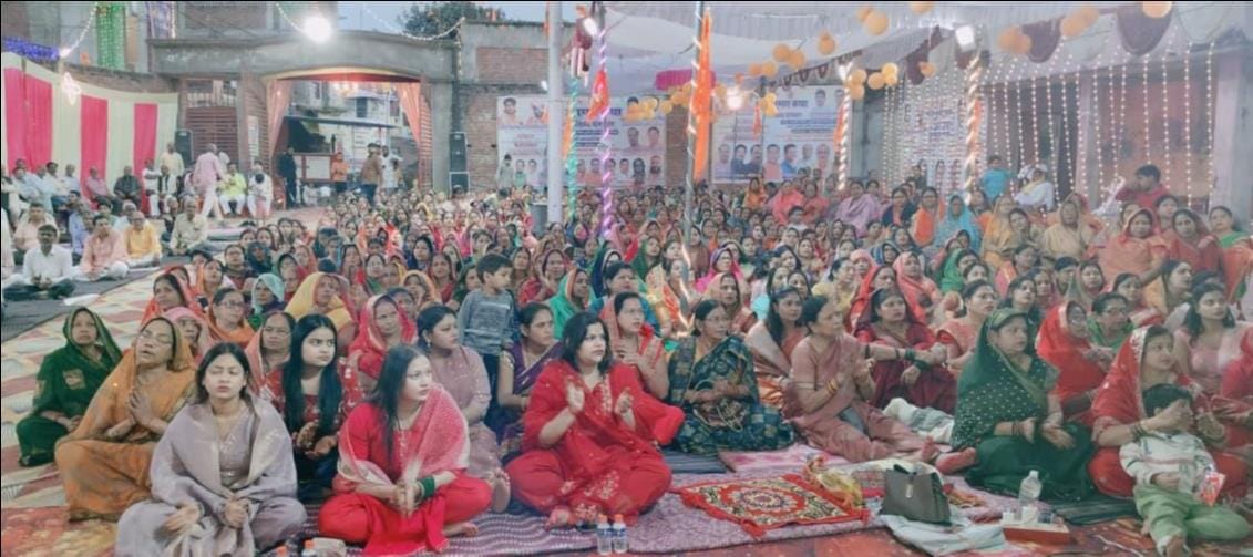Janakpuri descended in Mungarabadshahpur, the tableau of Ram-Sita marriage captivated the hearts