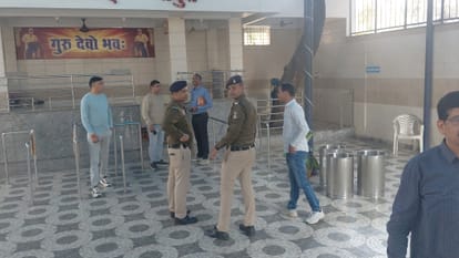 Unknown thieves stole silver jewelery and CCTV DVR from Sai temple in Durg