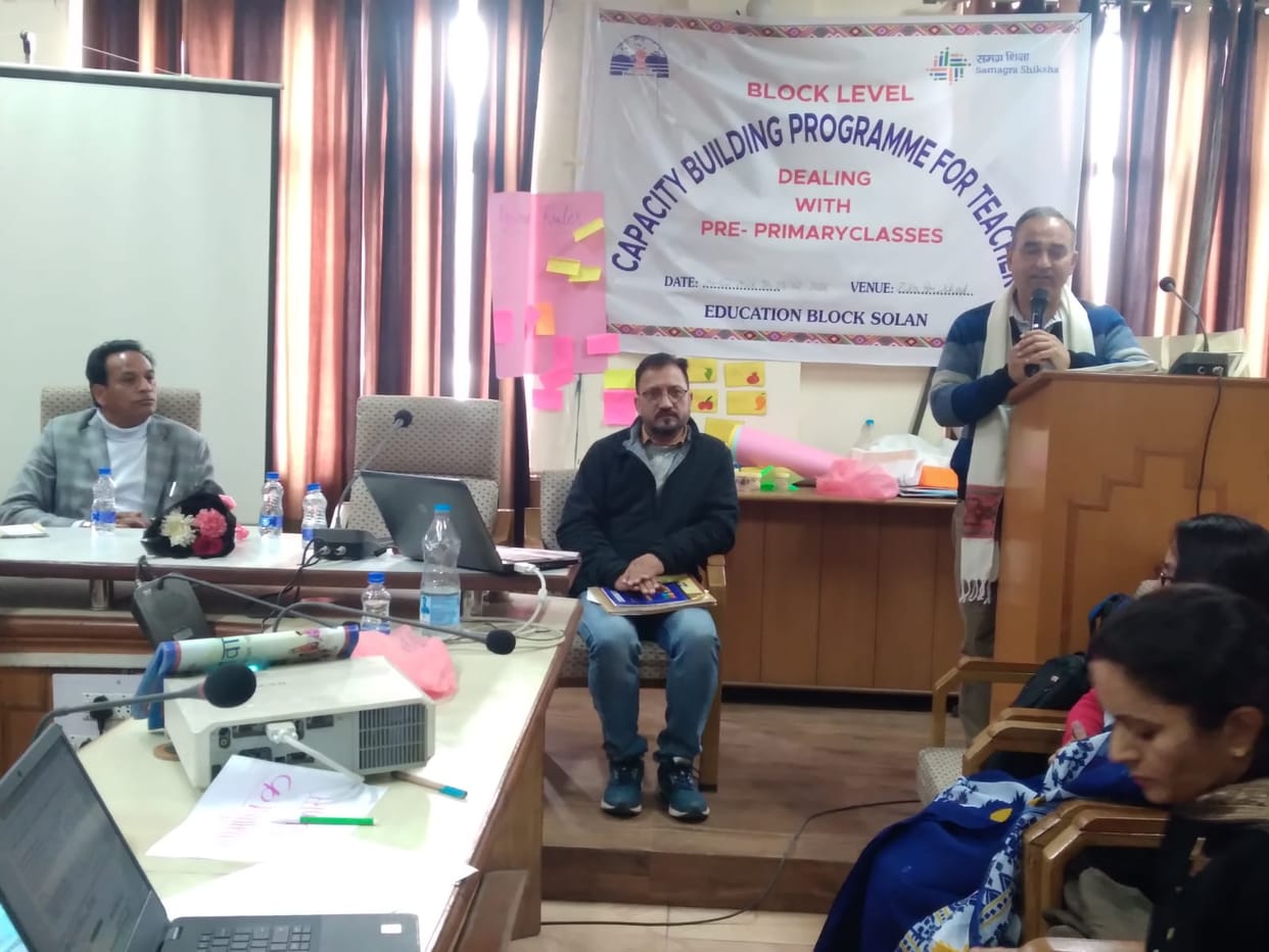Discussion on teaching mathematics in a playful manner