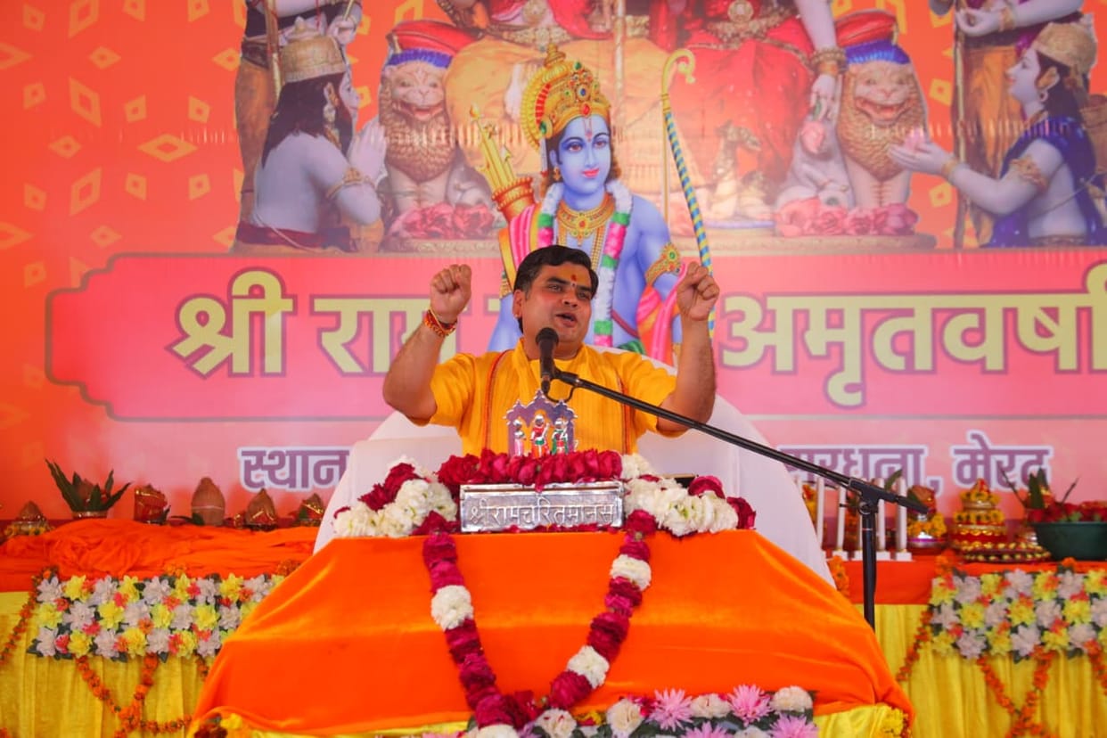 The ideal character of the mothers of Raghuvansh was described.