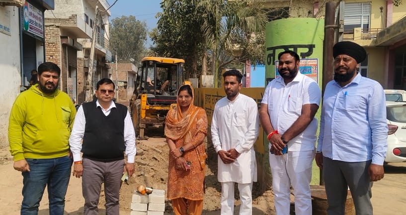 In ward number 4, the foundation stone will be laid by the Municipal Chairman for a street to be constructed at a cost of Rs 12 lakh.