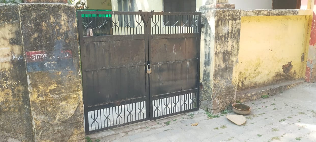 Goods were taken from the residence even before the arrival of the investigation team