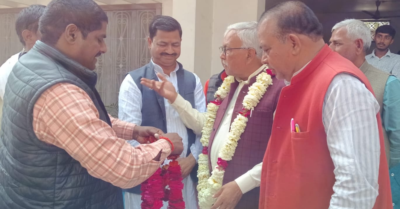 Bet on a Brahmin face, BJP is busy preparing for 2027