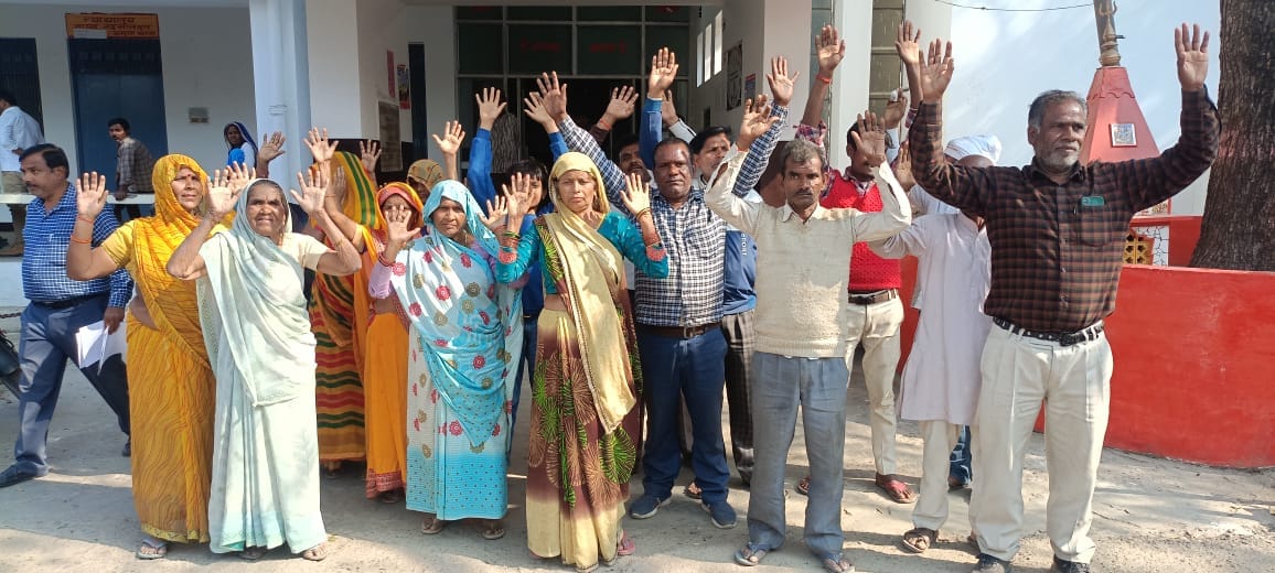Protest against the occupation of cremation ground land