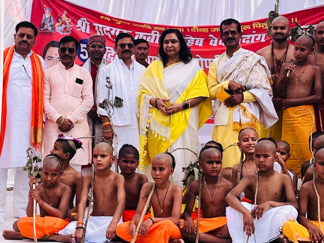 Mass Yagyopavit ceremony of 51 boys