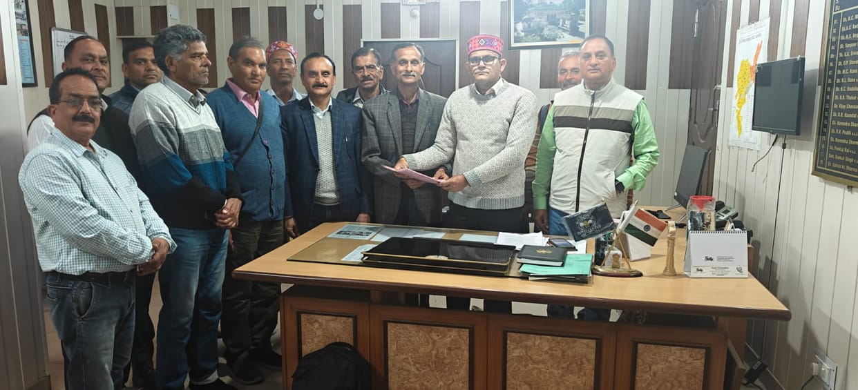 Lalin and Dhaned Panchayat delegation met SDM