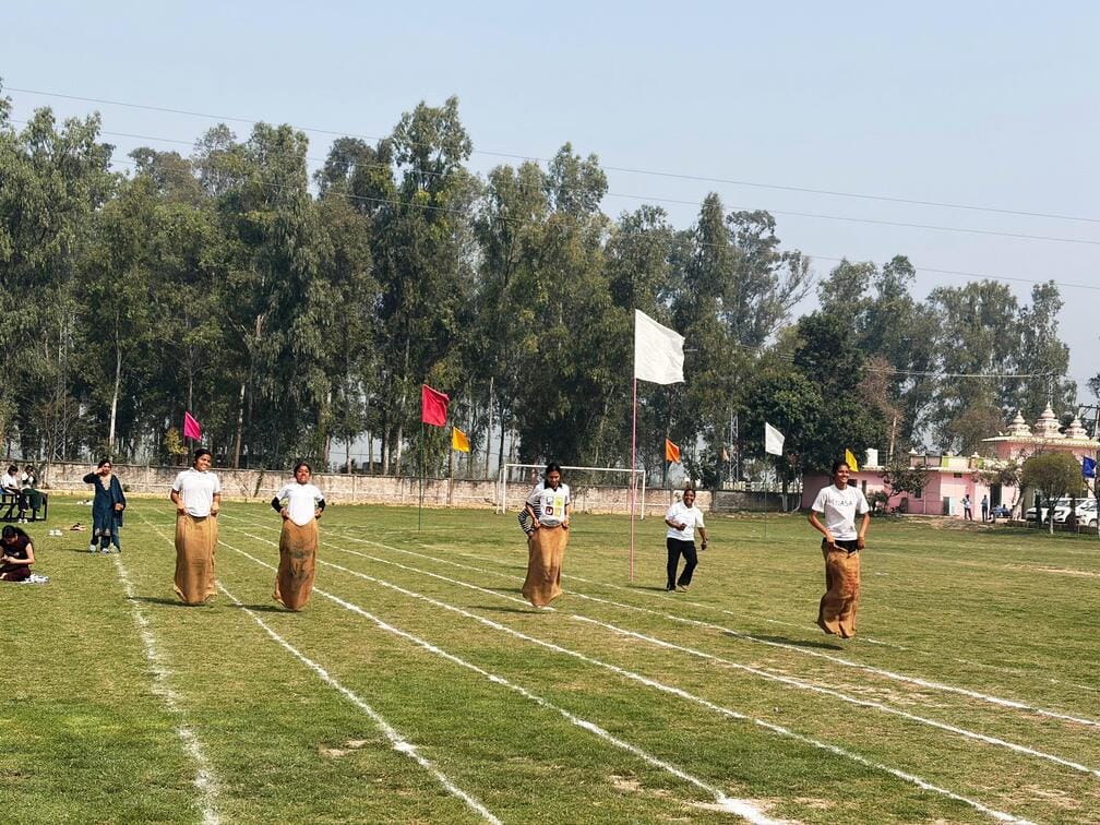Pragya came first and Seema came second in the 100 meter race.